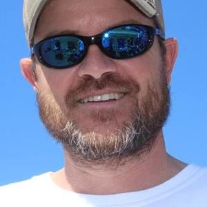 Meet your Posher, Davis